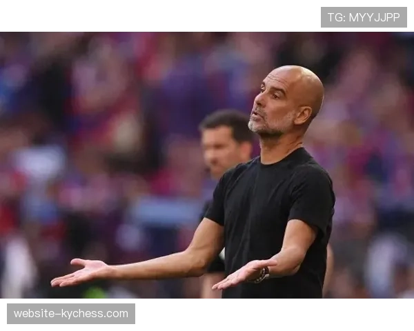 特写瞬间：哈兰德罚丢关键点球后，场边瓜迪奥拉掩面沉思